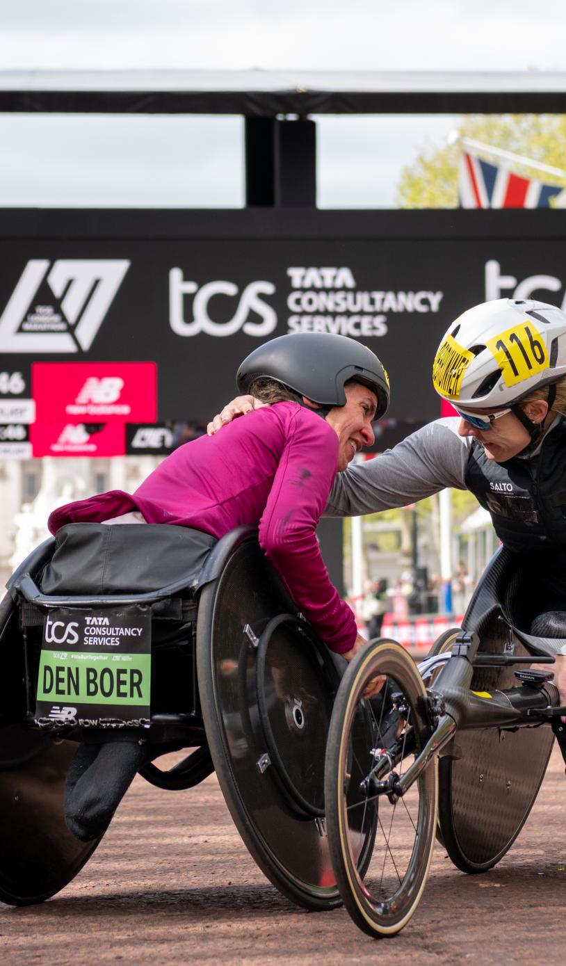 The Finish Line of the elite women wheelchair race at the TCS London Marathon